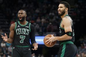 帕金斯谈布朗被交易后双探花没联系：这有啥惊讶？他们场外没私交