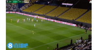 菲利克斯助攻西马坎破门帮助胜利扳平比分，C罗在看台鼓掌庆祝