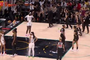 又来了…WNBA连续2场有人向场内扔假阳具 上赛季也曾多次发生