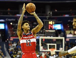 乌布雷：我的欢迎来到NBA时刻 被科比点飞后他笑着拍了拍我的背