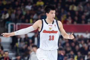 夏振峰正式加盟广州！去年三方交易：陈国豪去广州 焦泊乔去广东
