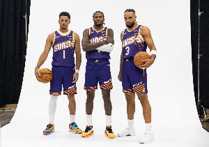 太阳2K能力值：布克91 狄龙82 杰伦·格林81 小桥80 马威78