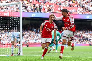 太阳报：厄德高利用世界杯假期在挪威休整，同时坚持体能训练