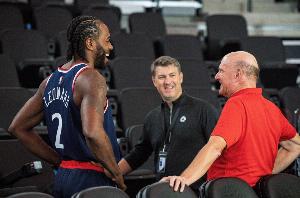 名记：NBA已在和鲍尔默方面谈判 焦点在监管责任而非规避工资帽