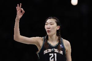 加德纳：韩旭性格极佳 最欣赏她假投后运一步投三分的绝活