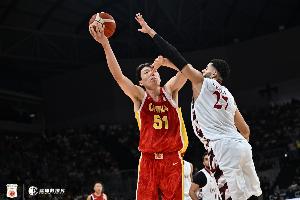 苏群：杨瀚森用界外球配合解决世界难题 接下来最难是客战黎巴嫩