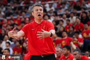 郭士强：本场比赛大家韧劲展现得很充分 自信心相比过去也有提升