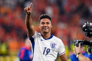 沃特金斯谈前往沙特：想接受摆在我和家人面前的新挑战