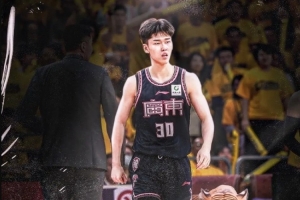 李奕臻社媒告别广东男篮：一段旅程到此落幕 感谢广东给予的栽培