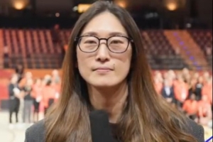 隋菲菲：中国女篮开场对重点人的防守做得很好 以此带动进攻