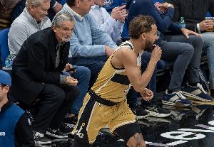 吹杨：以前NCAA指控我ACT作弊 后面我单场42分他们就没叫我重考了