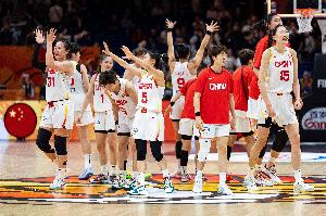 媒体人：中国女篮20分大胜意大利 开场4个回合就能看出进攻调整