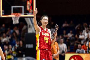 韩旭21分9板1助1帽！媒体人：定海神针&建队基石 真正的大腿