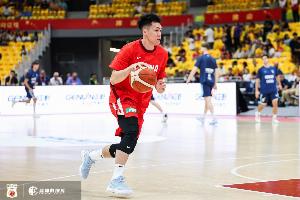 队内得分第二高但效率一般！庞峥麟亚运会场均10.8分3.5助