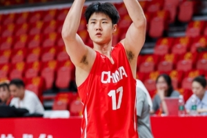高效替补！赵嘉义全场4投3中&三分1中0 得到6分1板1断