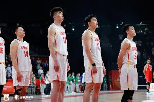 郭士强失去控制力？长期集训透支球员？中国男篮该推倒重来了！