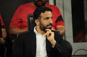 萨维奥拉：以前完全没想到阿莫林会成为主教练；我很欣赏劳塔罗