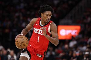 乌度卡：阿门的下一步是提升阅读比赛的能力 不仅仅是练出三分