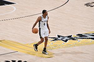 瓦塞尔力挺福克斯：他会用实力让质疑者闭嘴 我非常期待他的表现