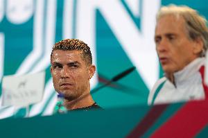 评论员：葡萄牙带着C罗就是自废一臂 这结局体现他和梅西差距多大