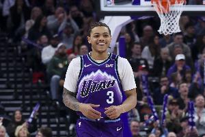 美记：乔治有望实现全明星级别的跃升 彼得森能成为顶级得分手