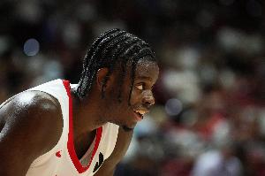 有起伏！4号秀凯莱布·威尔逊15中6&三分4中0 得到15分3板2助1断