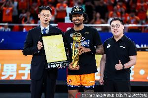 上赛季总决赛MVP！上海队记：古德温最快明天完成注册