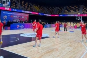 中国U18女篮半决赛首发出炉 李沅珊继续首发