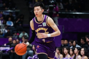 记者：北控下半场还是暴露了一些问题 他们阵容容错率相当不错