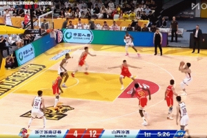 毫不手软！赵嘉仁面对旧主命中弧顶空位三分球