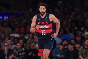 34岁吉尔Exhibit 9合同进训练营 最终成奇才第15人成功留队！