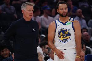 库里：真球迷不会忘记勇士夺冠前的艰难岁月 第18赛季更珍惜当下